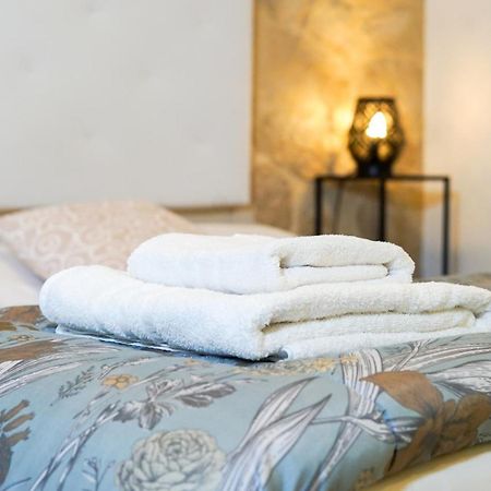 Langolo Di Laura Borgo Roma Destiny Home 3 Verona Exteriör bild