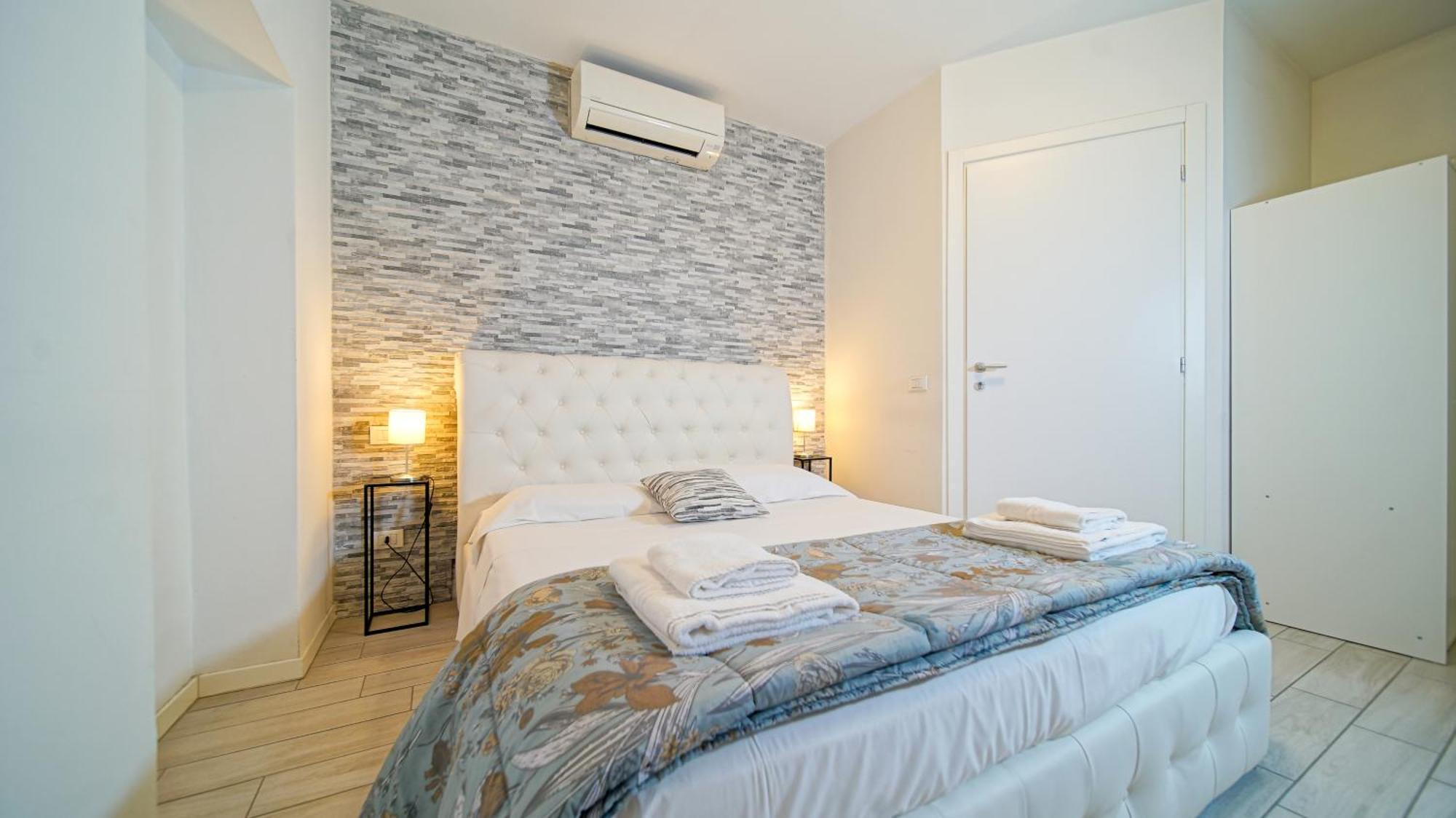 Langolo Di Laura Borgo Roma Destiny Home 3 Verona Exteriör bild