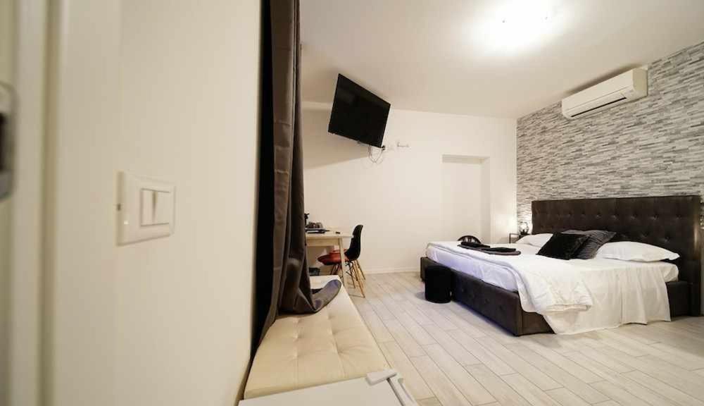 Langolo Di Laura Borgo Roma Destiny Home 3 Verona Rum bild