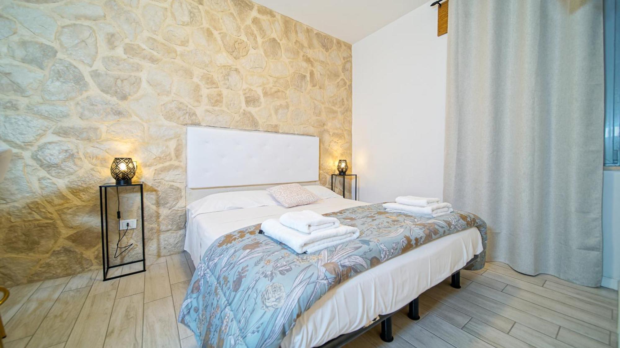 Langolo Di Laura Borgo Roma Destiny Home 3 Verona Exteriör bild
